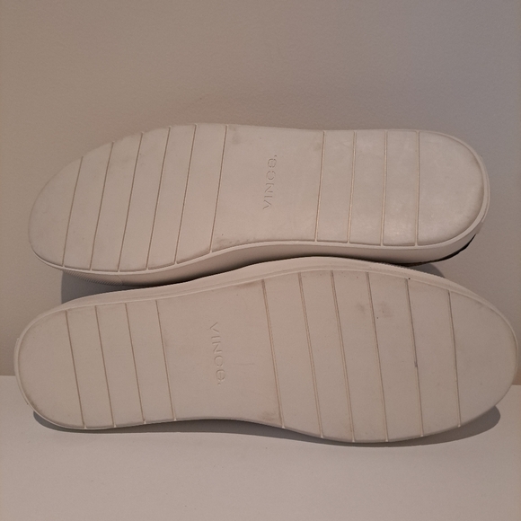 VINCE CAMUTO SHOES - Picture 6 of 6